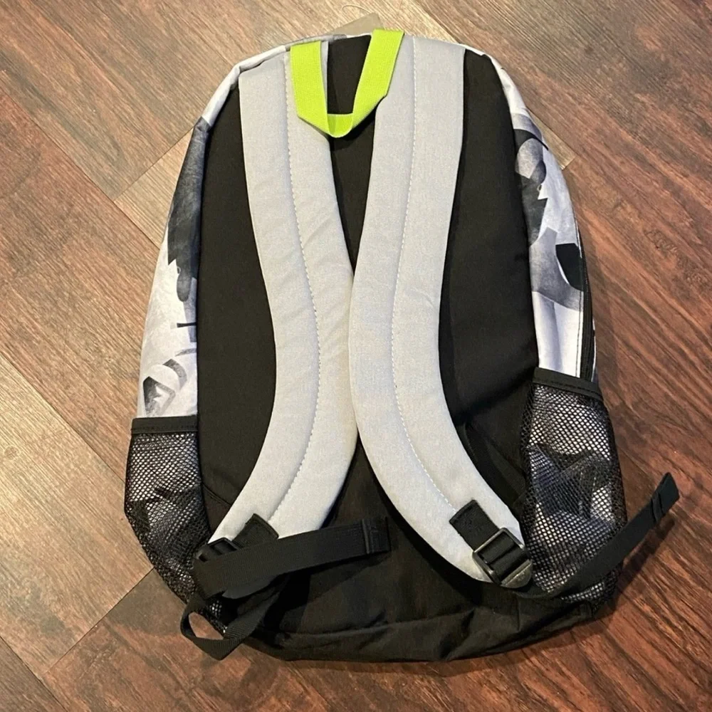 Quiksilver Backpack - Picture 2 of 3